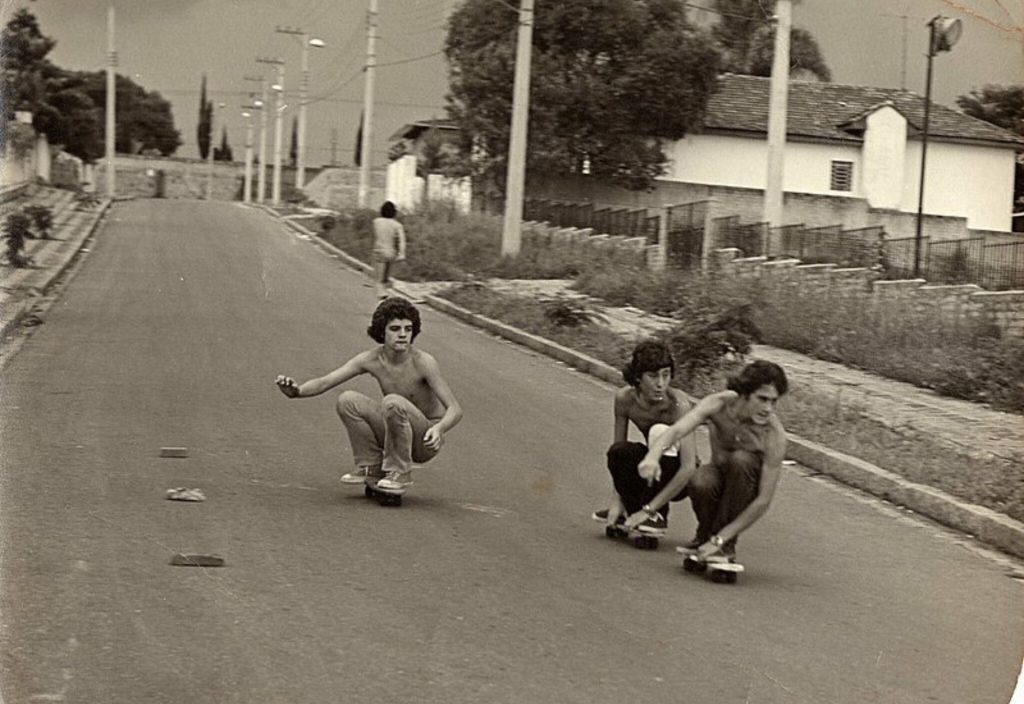 Conheça a história do skate